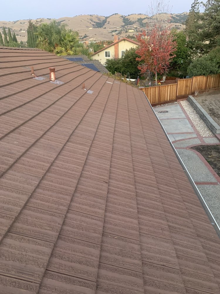 Slide of LRC Roofing