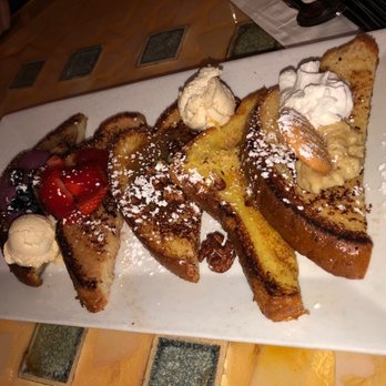 Batter & Berries - Super flight - Breakfast & Brunch Near Me - Chicago, Illinois