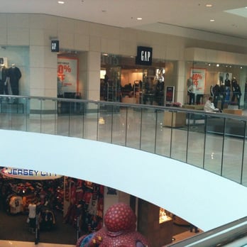 Gap - Women's Clothing Near Me - Calgary, Alberta Gap - Women's Clothing Near Me - Calgary, Alberta