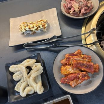 Lee Yakiniku - Calamari, beef ribs, and beef strips - Barbeque Near Me - Toronto, Ontario Lee Yakiniku - Calamari, beef ribs, and beef strips - Barbeque Near Me - Toronto, Ontario