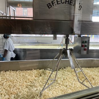Beecher's Handmade Cheese - Making the cheese - Cheese Shops Near Me - Seattle, Washington