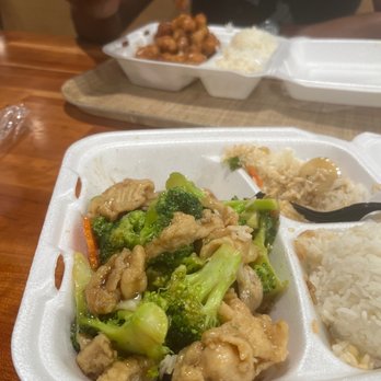China Way Restaurant - Chicken Broccoli - Chinese Near Me - Chandler, Arizona China Way Restaurant - Chicken Broccoli - Chinese Near Me - Chandler, Arizona