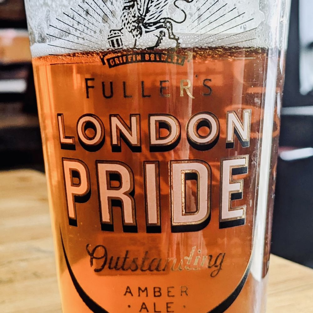 Platform Tavern - Pint of London London Pride Bitter - Pubs Near Me - Southampton, HAM Platform Tavern - Pint of London London Pride Bitter - Pubs Near Me - Southampton, HAM