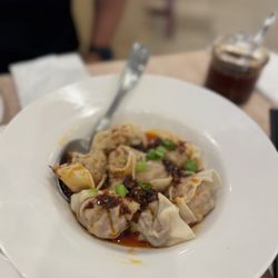 Yifeng Bistro 熠豐 - Spicy Shrimp & Pork Wonton(8) 10.24.25