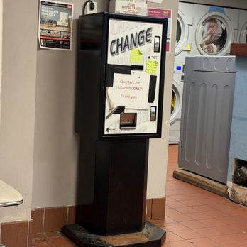 Nino’s Laundry - Change machine, I fed it a five and some ones. - Laundromat Near Me - Boston, Massachusetts Nino’s Laundry - Change machine, I fed it a five and some ones. - Laundromat Near Me - Boston, Massachusetts