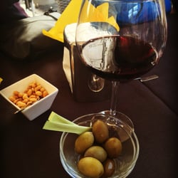 Alla Torre - Wine and olives