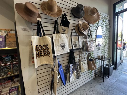 Bay Books Coronado by null