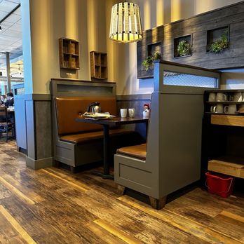 First Watch - Booth - Breakfast & Brunch Near Me - Woodbridge, Virginia