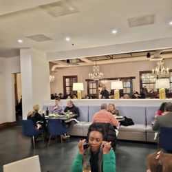Main dining room at Sugo's Spaghetteria in Frontenec on Clayton Rd.