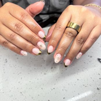 Nails BB - I'm obsessed - Nail Salons Near Me - Long Beach, California