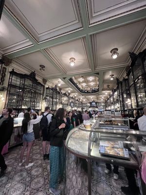 Confeitaria Colombo by null