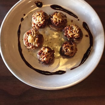 Guthrie's Grill - Crab stuffed mushrooms - Steakhouses Near Me - Somerset, Kentucky