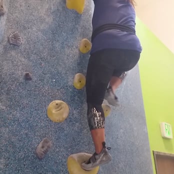 Hangar 18 - Rancho Cucamonga - Climbing Near Me - Rancho Cucamonga, California