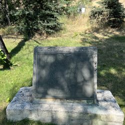 Pony Park - Memorial