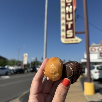Donut Drive-In - Donuts Near Me - Saint Louis, Missouri Donut Drive-In - Donuts Near Me - Saint Louis, Missouri