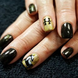 Gossamer Nail Studio - Nail Art, Harry Potter (Hufflepuff), Shellac