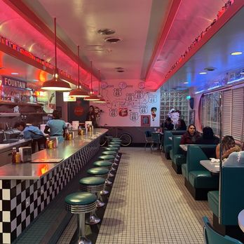 66 Diner - diners and diner booths with neon lights - Diners Near Me - Albuquerque, New Mexico