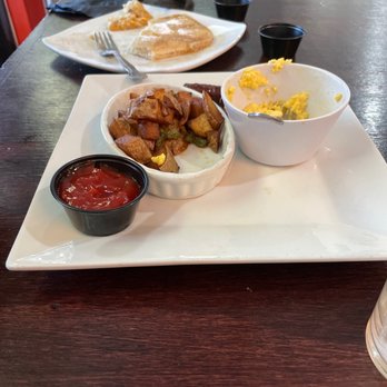 Roux Raw Bar and Grill - Southern Near Me - Hampton, Virginia Roux Raw Bar and Grill - Southern Near Me - Hampton, Virginia