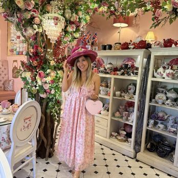 English Rose Tea Room - Inside - British Near Me - Carefree, Arizona