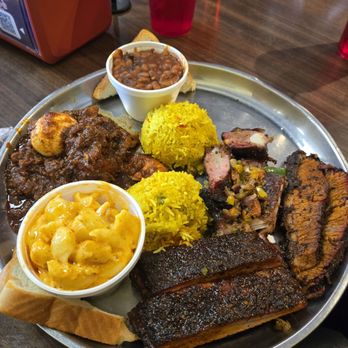 Smoke'N Ash BBQ - Tex-Ethiopian platter for two - Barbeque Near Me - Arlington, Texas