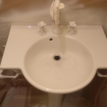 Splash Reglazing - Bathroom Sink After - Refinishing Services Near Me - Brooklyn, New York