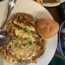 Outlaw Seafood Bar And Grill - Chicken Parmesan