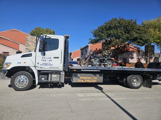Professional Motorcycle towing - Our professionals have the adequate expertise to tow your motorcycle safely at an ease. Call us now!