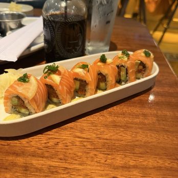 Hudson House - Sunset sushi roll - American Near Me - Dallas, Texas Hudson House - Sunset sushi roll - American Near Me - Dallas, Texas
