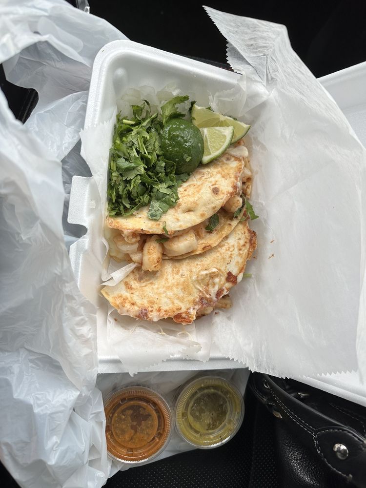 LA MORENA SUPERMARKET Updated November 2024 6628 Tara Blvd