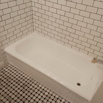 Always Refinishing - Porcelain Bathtub reglazing with non-skid base (after) - Kitchen & Bath Near Me Always Refinishing - Porcelain Bathtub reglazing with non-skid base (after) - Kitchen & Bath Near Me