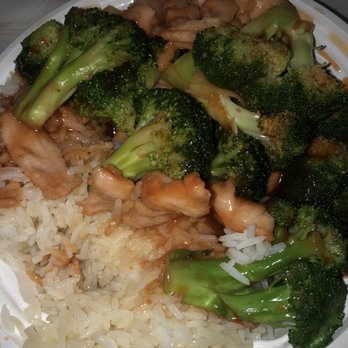 China Kitchen - Chicken & Broccoli - Chinese Near Me - Saint Petersburg, Florida