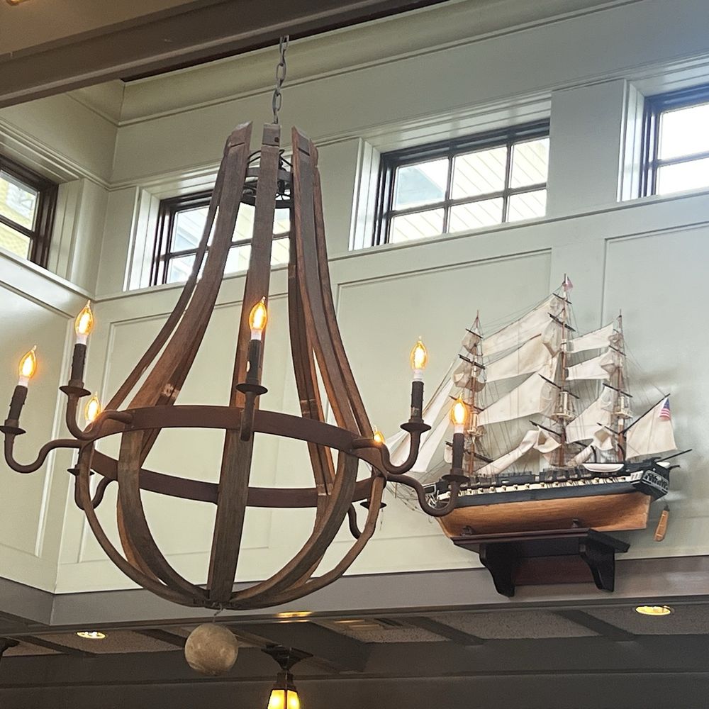 Fresh Salt - Beautiful decor - Seafood Near Me - Old Saybrook, Connecticut Fresh Salt - Beautiful decor - Seafood Near Me - Old Saybrook, Connecticut