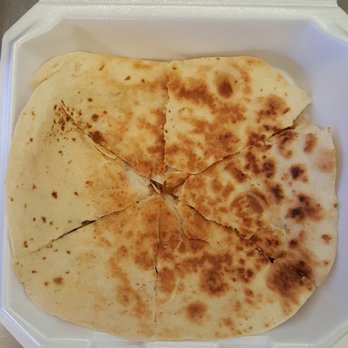 Chile Con Arnie - Beef, Chicken and cheese quesadillas - Mexican Near Me - Sanderson, Texas