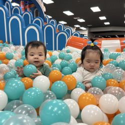 Keiki Republic - Ball pit
