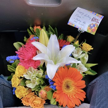Leslie's Flowers - Small Flower Bouquet for Birthday. - Florists Near Me - Mission Hills, California Leslie's Flowers - Small Flower Bouquet for Birthday. - Florists Near Me - Mission Hills, California