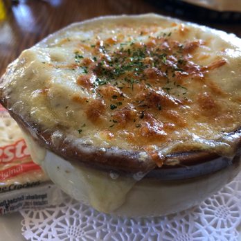 D'Carlos - French Onion- VERY GOOD - Steakhouses Near Me - Ramona, California