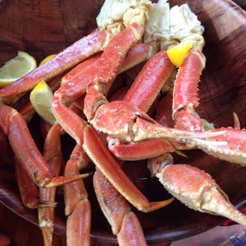 The Crab Shack - Two pounds steamed snow crabs - Seafood Near Me - Salter Path, North Carolina