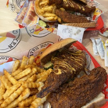 Dave's Hot Chicken - Food was great! And the spicy chicken sandwich comes with a side of chicken on bread - Chicken Shop Near Me - Dublin, California