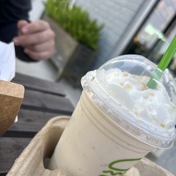 Shake Shack Metairie - Banana Pudding Shake - Burgers Near Me - Metairie, Louisiana Shake Shack Metairie - Banana Pudding Shake - Burgers Near Me - Metairie, Louisiana