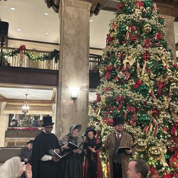The Peabody Memphis - Tree lighting ceremony - Hotels Near Me - Memphis, Tennessee