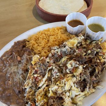 Estrada's Grill - Machaca Plate (TikTok: @justandyvu) - Mexican Near Me - Garden Grove, California Estrada's Grill - Machaca Plate (TikTok: @justandyvu) - Mexican Near Me - Garden Grove, California