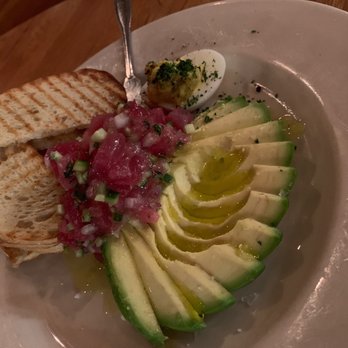 R+D Kitchen - Amazing tuna tartare - New American Near Me - Newport Beach, California