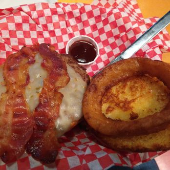 Snuffy's Malt Shop - Cowboy Burger - Hot Dogs Near Me - Bloomington, Minnesota