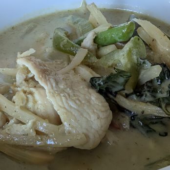 Thai Villa Restaurant - Green curry lunch special - Thai Near Me - Lakewood, California Thai Villa Restaurant - Green curry lunch special - Thai Near Me - Lakewood, California