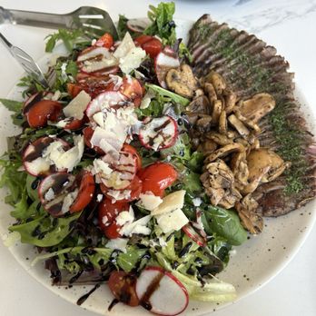 Somethin - Beef Tataki Salad - Korean Near Me - La Mirada, California