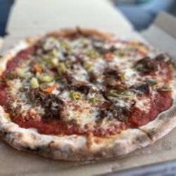 Billy Bricks Pizza & Ice Cream - The GF Donna's Combo pizza