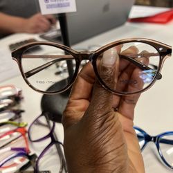 Oscar Oglethorpe Eyewear