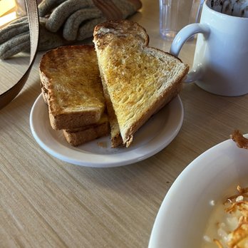 Red Rock Cafe - Sourdough toast. Yum! - Breakfast & Brunch Near Me - Sedona, Arizona Red Rock Cafe - Sourdough toast. Yum! - Breakfast & Brunch Near Me - Sedona, Arizona