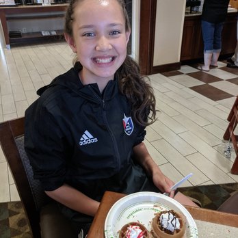 Hampton Inn Charlottesville - Yummy waffles! - Hotels Near Me - Charlottesville, Virginia