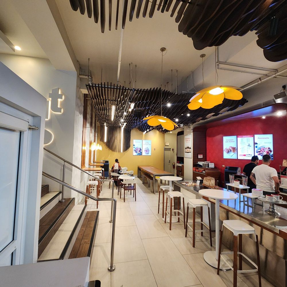 Nutella Cafe - Desserts Near Me - Chicago, Illinois Nutella Cafe - Desserts Near Me - Chicago, Illinois